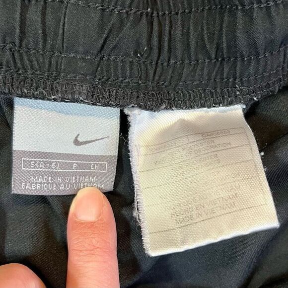 Nike Black White Athletic Pull-on Elastic Shorts Small - Picture 5 of 10